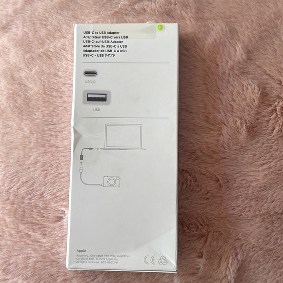 Apple USB-C to USB Adapter - Picture 2 of 4